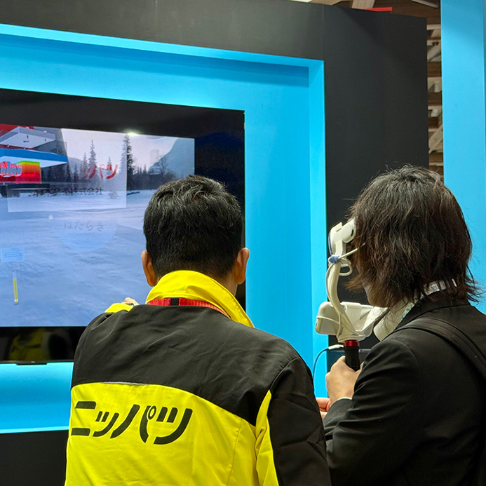 高精細ARデモと体験会で髪の毛サイズの超極小製品の理解促進、訴求を実現